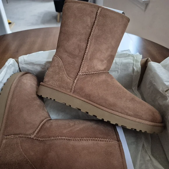 UGG Tan Winter Boots - Picture 2 of 4
